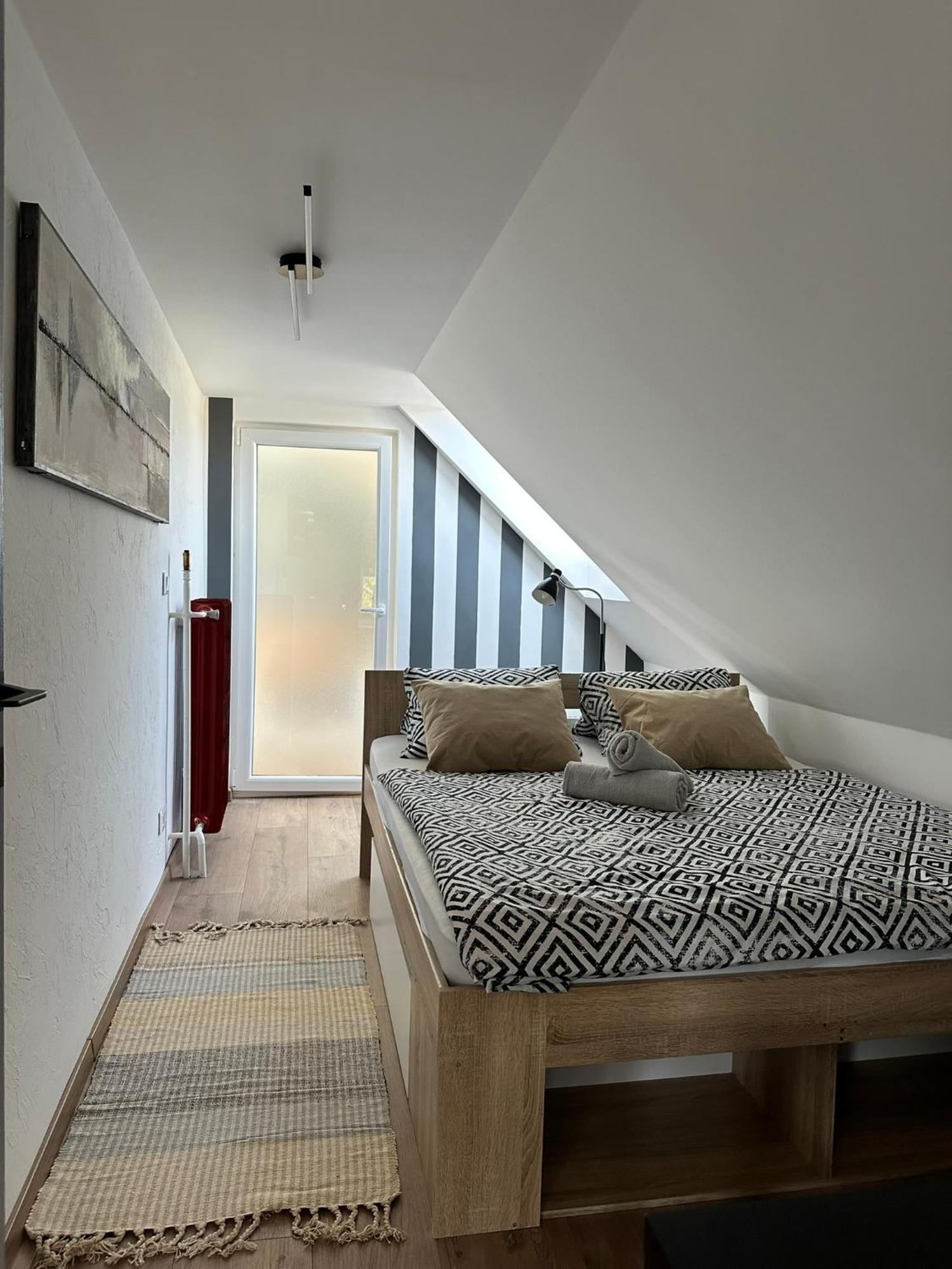 Verandás Vendégház Balatonkenese Extérieur photo